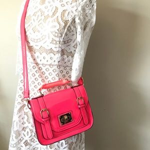 New Without Tag-Slingbag Crossbody bag